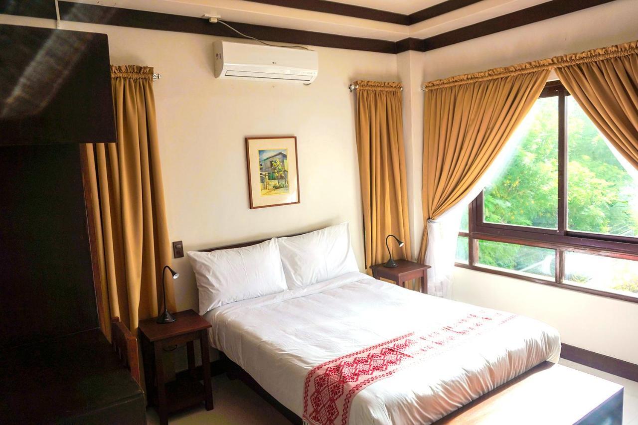 Veranda Hotel Paoay Exterior photo