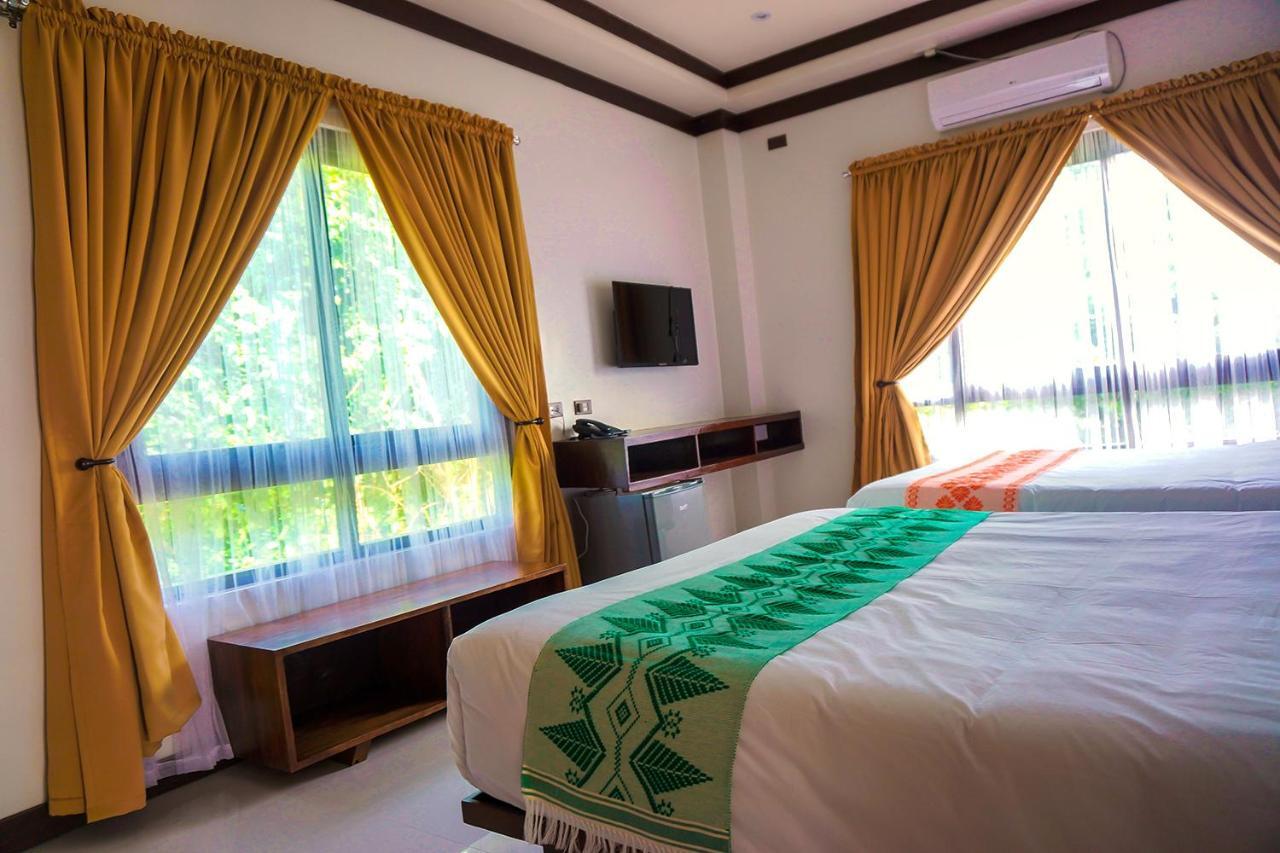 Veranda Hotel Paoay Exterior photo