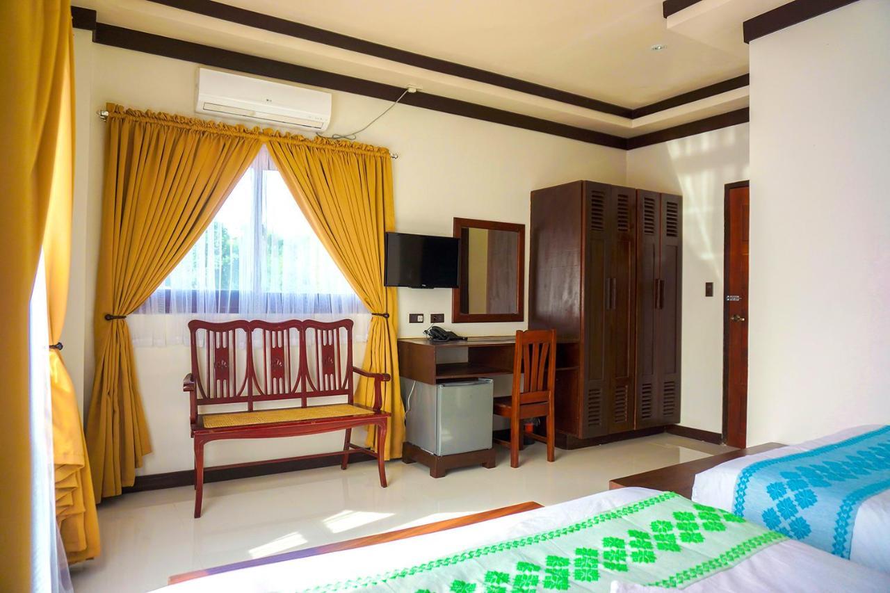 Veranda Hotel Paoay Exterior photo